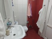 Продаётся 3-комн. вторичка 70 м², м. Нефтчиляр, photo 7 from 8