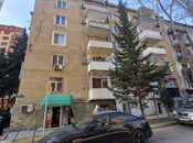 Продаётся 2-комн. вторичка 42 м², м. Низами, photo 1 from 8