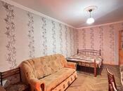 Продаётся 2-комн. вторичка 40 м², м. Элмляр Академиясы, photo 6 from 8