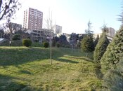 Продаётся 2-комн. вторичка 40 м², м. Элмляр Академиясы, photo 4 from 8