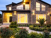 Satılır 5 otaqlı həyət evi/bağ evi 350 m², Şüvəlan q., photo 1 from 8