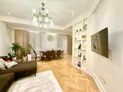 Продаётся 3-комн. новостройка 150 м², м. Кара Караев, photo 1 from 8