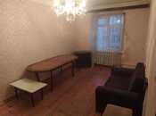 Satılır 3 otaqlı köhnə tikili 80 m², Xalqlar Dostluğu m., photo 1 from 8