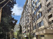 Satılır 2 otaqlı köhnə tikili 65 m², Azadlıq Prospekti m., photo 2 from 8