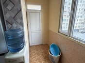 Satılır 2 otaqlı köhnə tikili 65 m², İnşaatçılar m., photo 8 from 8