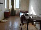 Satılır 2 otaqlı köhnə tikili 65 m², 28 May m., photo 1 from 8