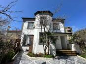 Satılır 6 otaqlı həyət evi/bağ evi 200 m², Badamdar q., photo 1 from 8