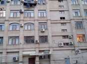 Satılır 4 otaqlı köhnə tikili 120 m², 28 May m., photo 1 from 8