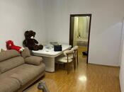 Satılır 2 otaqlı köhnə tikili 45 m², Nizami m., photo 2 from 8