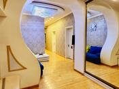 Elan №6017711 - Bakı, 8 Noyabr m., 3 otaqlı, 135 m², 9/17 mərtəbə