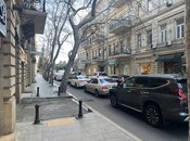 Объявление №6018829 - Баку, м. Сахил, 9-комн., 350 м², 2/4 этаж