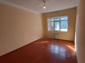 Satılır 3 otaqlı köhnə tikili 75 m², Qara Qarayev m., photo 5 from 8