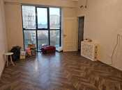 Продаётся 3-комн. новостройка 90 м², м. Кара Караев, photo 1 from 8