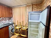 Продаётся 2-комн. вторичка 45 м², м. Элмляр Академиясы, photo 5 from 8