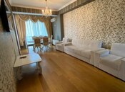 Сдаётся 3-комн. новостройка 135 м², Ясамальский р., photo 1 from 8