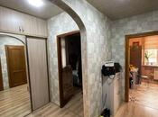 Satılır 2 otaqlı köhnə tikili 60 m², M.Ə.Rəsulzadə q., photo 4 from 8