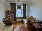Продаётся 1-комн. вторичка 30 м², м. Низами, photo 4 from 8