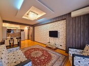 İcarəyə verilir 2 otaqlı yeni tikili 80 m², 28 May m., photo 1 from 8