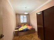 Satılır 2 otaqlı köhnə tikili 55 m², İnşaatçılar m., photo 5 from 8