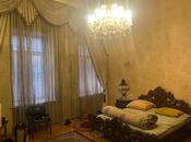 Satılır 10 otaqlı köhnə tikili 390 m², Sahil m., photo 1 from 8