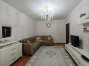 Satılır 3 otaqlı köhnə tikili 70 m², Bakıxanov q., photo 2 from 8