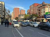 2 otaqlı köhnə tikili - Azadlıq Prospekti m. - 70 m²