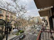 Elan №6026037 - Bakı, 28 May m., 3 otaqlı, 65 m², 2/5 mərtəbə