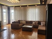 Сдаётся 3-комн. новостройка 150 м², м. Низами, photo 1 from 8