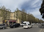 Satılır 2 otaqlı köhnə tikili 60 m², Bakıxanov q., photo 1 from 8