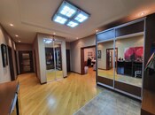 4 otaqlı yeni tikili - Şah İsmayıl Xətai m. - 164 m²