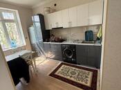 2 otaqlı köhnə tikili - Azadlıq Prospekti m. - 65 m²