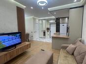 Сдаётся 2-комн. новостройка 60 м², м. Низами, photo 1 from 8