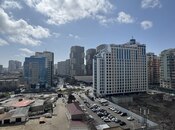 3-комн. новостройка - м. 8 ноября - 92 м²