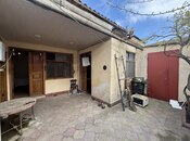 2 otaqlı həyət evi/bağ evi - İnşaatçılar m. - 85 m²