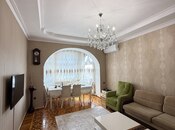 Satılır 3 otaqlı köhnə tikili 90 m², Nərimanov r., photo 1 from 8