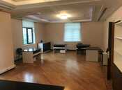 7 otaqlı ofis - 28 May m. - 250 m²