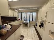 4 otaqlı yeni tikili - 28 May m. - 160 m²