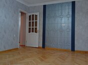 Satılır 2 otaqlı köhnə tikili 60 m², İnşaatçılar m., photo 8 from 8