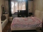 Satılır 3 otaqlı köhnə tikili 74 m², Elmlər Akademiyası m., photo 1 from 5