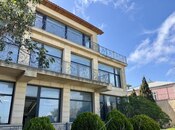 9 otaqlı həyət evi/bağ evi - Bayıl q. - 799 m²