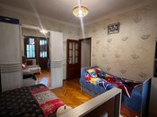 Satılır 5 otaqlı köhnə tikili 130 m², İnşaatçılar m., photo 5 from 8