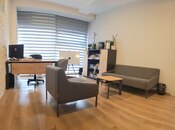 Сдаётся 7-комн. офис 280 м², м. Элмляр Академиясы, photo 2 from 8