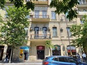 4-комн. вторичка - м. 28 мая - 160 м²