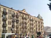 Продаётся 2-комн. вторичка 70 м², м. Низами, photo 3 from 8