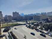 Продаётся 2-комн. вторичка 70 м², м. Низами, photo 2 from 8