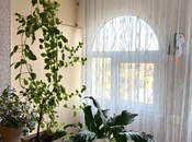 Satılır 3 otaqlı köhnə tikili 90 m², Qara Qarayev m., photo 4 from 8