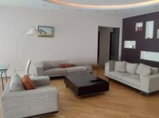 Объявление №6011319 - Баку, м. 28 мая, 3-комн., 140 м², 3/18 этаж