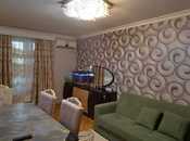 Продаётся 2-комн. вторичка 50 м², м. Элмляр Академиясы, photo 1 from 8