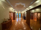Satılır 12 otaqlı həyət evi/bağ evi 800 m², Səbail r., photo 3 from 8