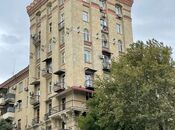 Satılır 2 otaqlı köhnə tikili 64 m², Nizami m., photo 1 from 8